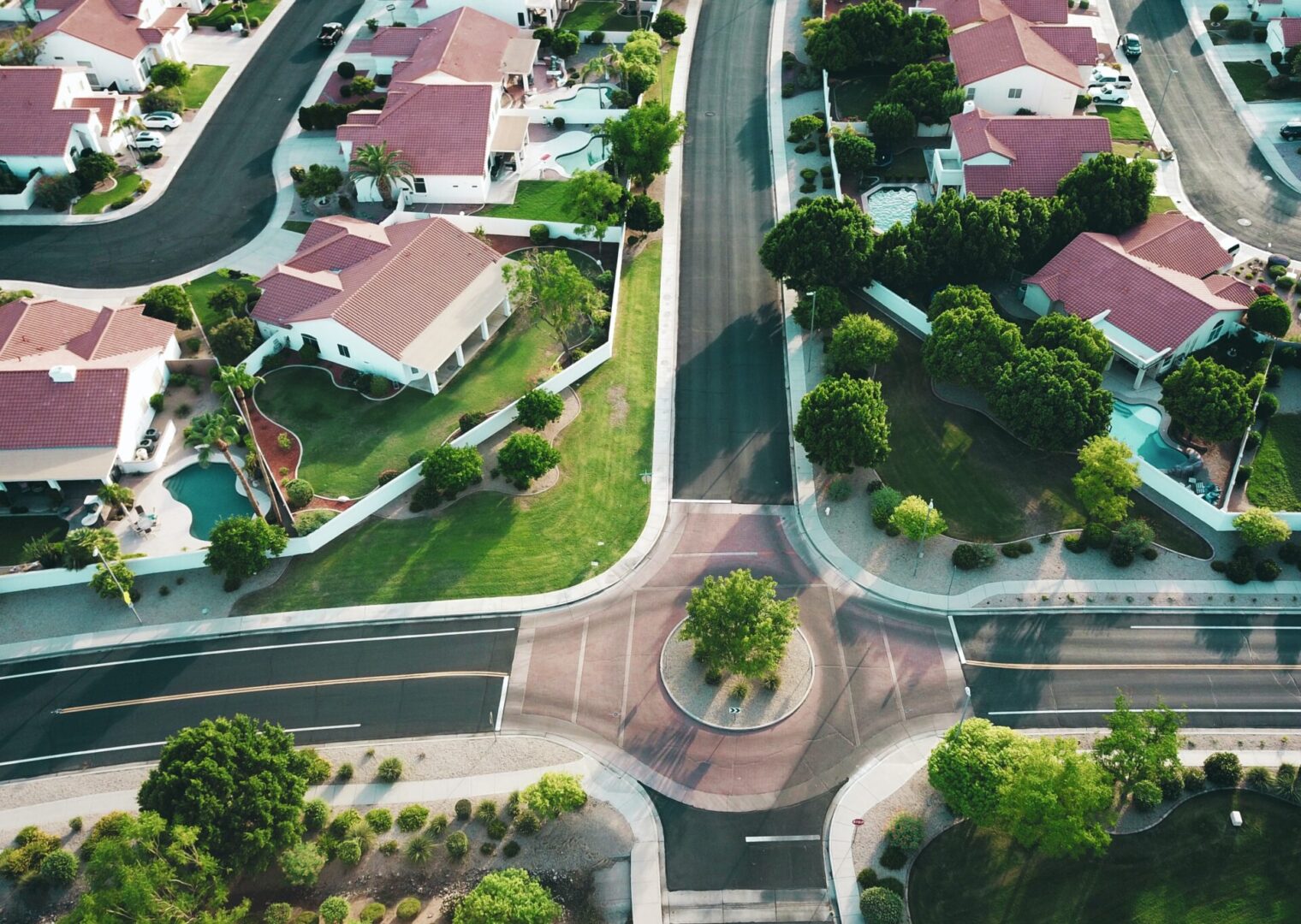 A bird 's eye view of houses and streets.